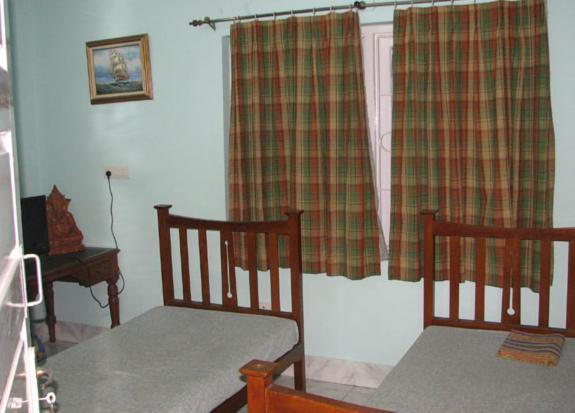 Monorama Guest House Kolkata Bilik gambar