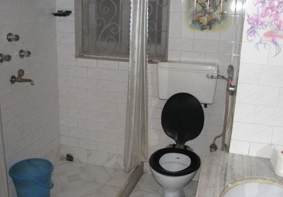 Monorama Guest House Kolkata Bilik gambar